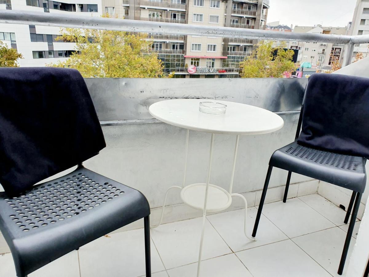 Stan Na Dan Angel Lägenhet Novi Sad Exteriör bild
